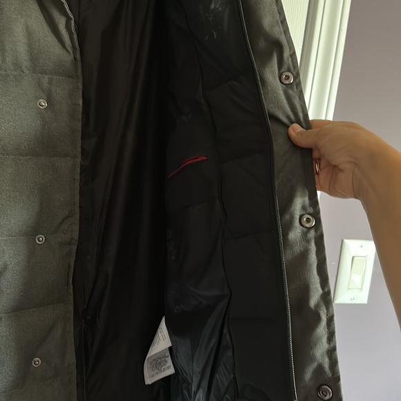 TUMI coat size medium - Picture 4 of 4